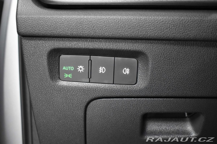Škoda Octavia 2.0TDi*AMBITION*DPH*SERVI 2022
