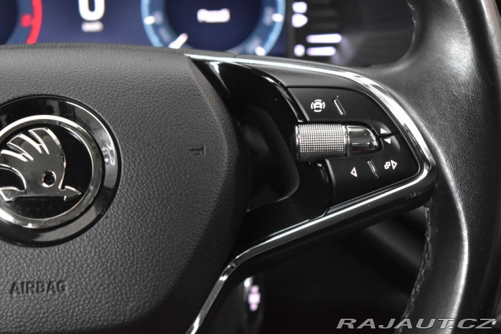 Škoda Octavia 2.0TDi*AMBITION*DPH*SERVI 2022