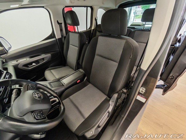 Toyota ProAce City Verso 1.5 D - manual 2022