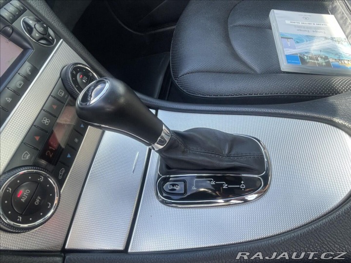 Mercedes-Benz CLK 3,0 i V6 170kw Ambiente T 2005