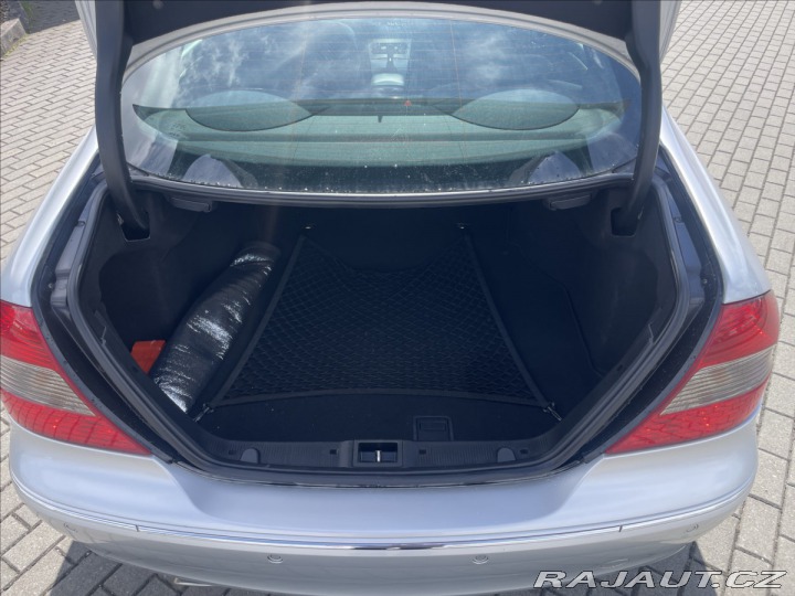 Mercedes-Benz CLK 3,0 i V6 170kw Ambiente T 2005