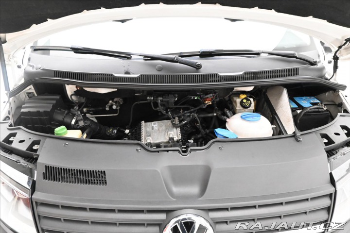 Volkswagen Transporter 2,0 TDI 75 kW 9míst Záruk 2018