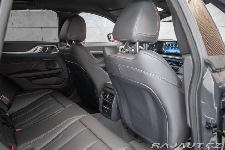 BMW 4 420d xD*///M*ZÁRUKA*360*Č 2024