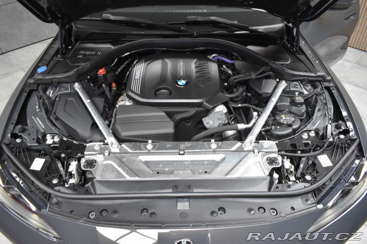 BMW 4 420d xD*///M*ZÁRUKA*360*Č 2024