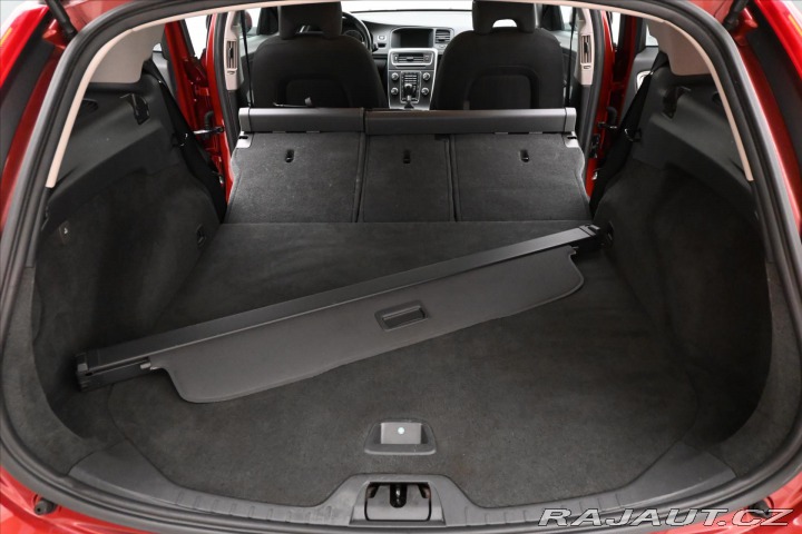 Volvo V60 1,6 D2 84 kW Manuál 2011