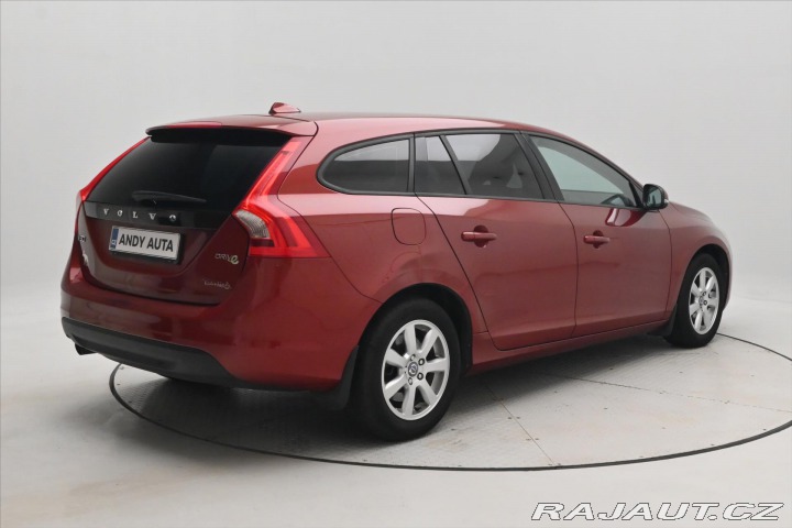 Volvo V60 1,6 D2 84kW Manuál Kineti 2011