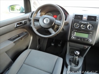 Volkswagen Touran 1,9 TDi 2006