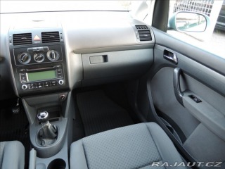 Volkswagen Touran 1,9 TDi 2006