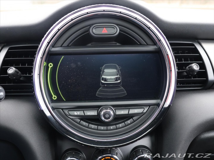 Mini Cooper 2,0 JCW 170kW H&K Chi 2016