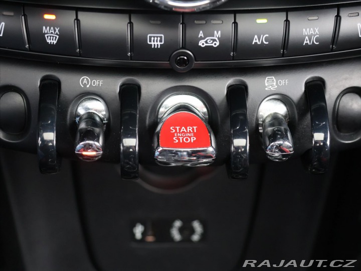 Mini Cooper 2,0 JCW 170kW H&K Chi 2016