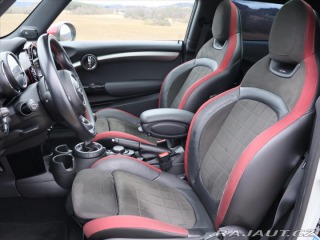 Mini Cooper 2,0 JCW 170kW H&K Chi 2016