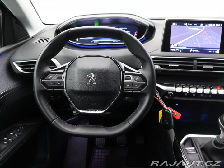 Peugeot 3008 1,2 PT 96kW CZ Allure 1Ma 2017
