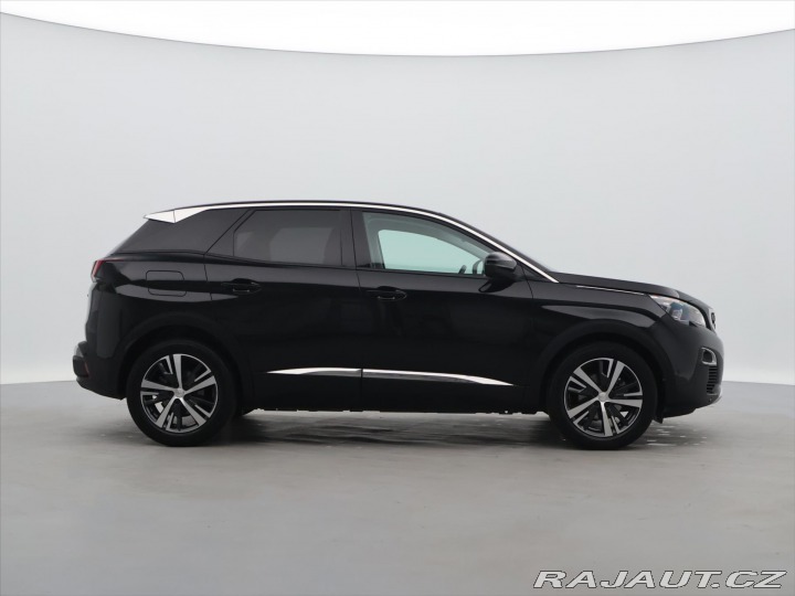 Peugeot 3008 1,2 PT 96kW CZ Allure 1Ma 2017