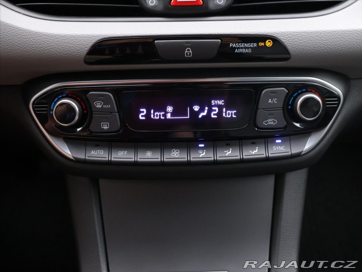 Hyundai i30 1,4 T-GDI 103kW Style CZ 2020