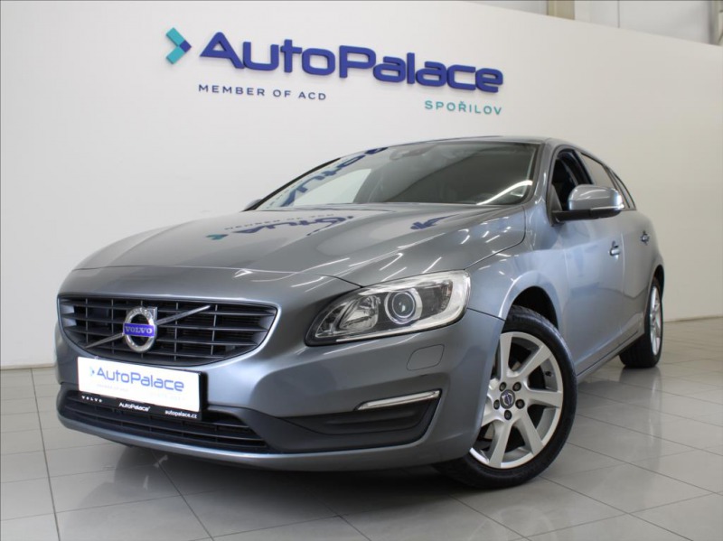 Volvo V60 2,0 D3 110kW AT Mom.NAVI