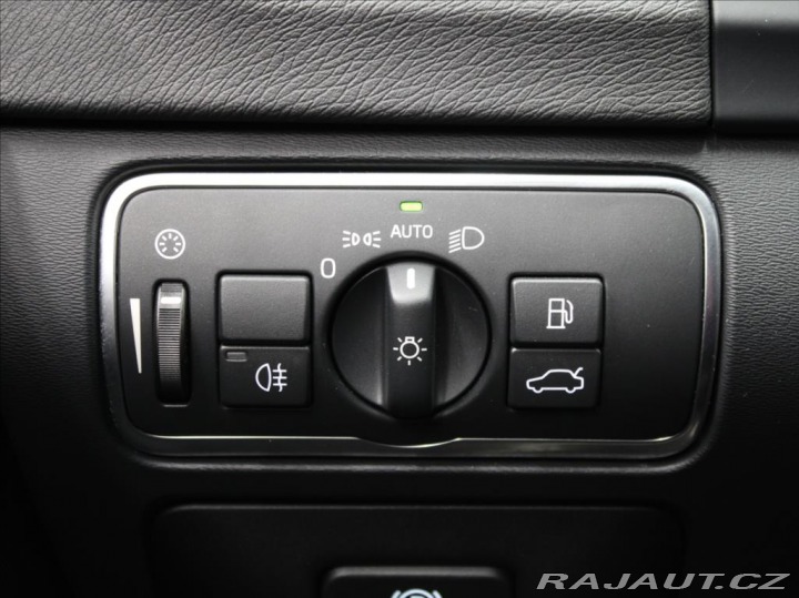 Volvo V60 2,0 D3 110kW AT Mom.NAVI 2016