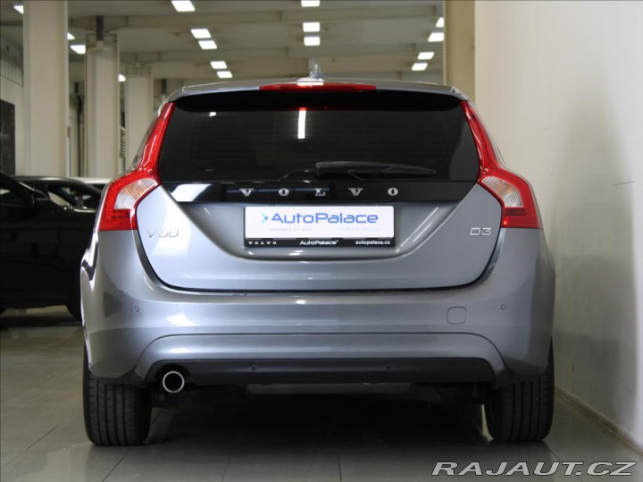 Volvo V60 2,0 D3 110kW AT Mom.NAVI 2016