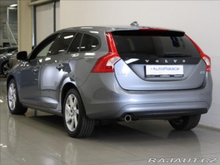 Volvo V60 2,0 D3 110kW AT Mom.NAVI 2016