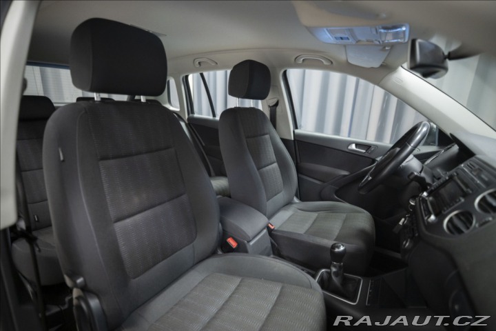 Volkswagen Tiguan 1,4 TSI KAMERA VÝHŘEV TAŽ 2014