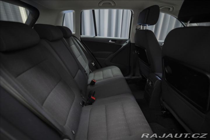 Volkswagen Tiguan 1,4 TSI KAMERA VÝHŘEV TAŽ 2014