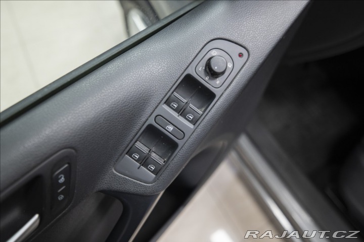 Volkswagen Tiguan 1,4 TSI KAMERA VÝHŘEV TAŽ 2014