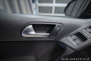 Volkswagen Tiguan 1,4 TSI KAMERA VÝHŘEV TAŽ 2014