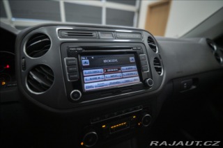 Volkswagen Tiguan 1,4 TSI KAMERA VÝHŘEV TAŽ 2014