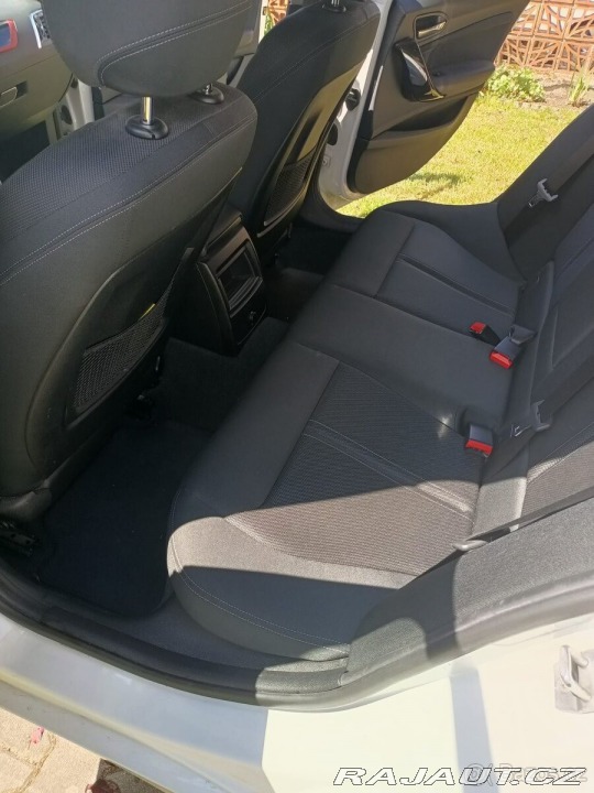 BMW 1 1,8   LINE - Automat - 20 2018