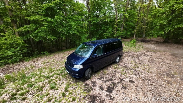 Volkswagen Multivan 2,5   Highline TDI 128kW 2007