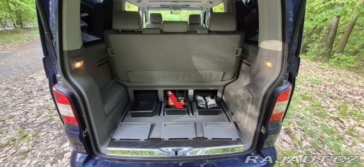 Volkswagen Multivan 2,5   Highline TDI 128kW 2007