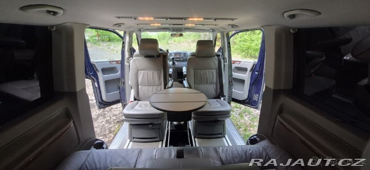 Volkswagen Multivan 2,5   Highline TDI 128kW 2007