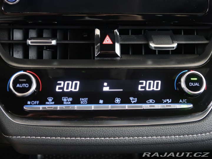 Toyota Corolla 2.0Hybrid,CZ,1Maj,Comfort 2022