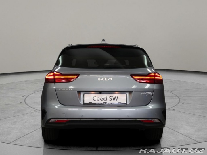 Kia Ceed  2025