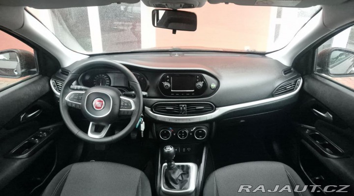 Fiat Tipo 1.4 70KW LOUNGE 1800