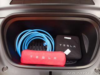 Tesla Model Y  2022