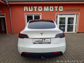 Tesla Model Y  2022