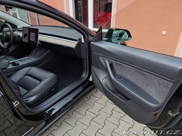 Tesla Model 3 Model 3 Performance 377 k 2021