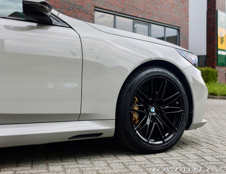 BMW M5 4.4 V8 ehybrid Touring x 2025