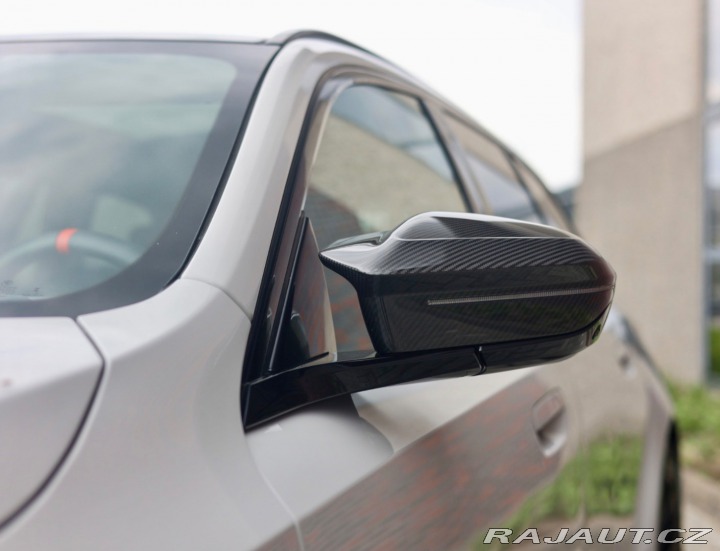 BMW M5 4.4 V8 ehybrid Touring x 2025