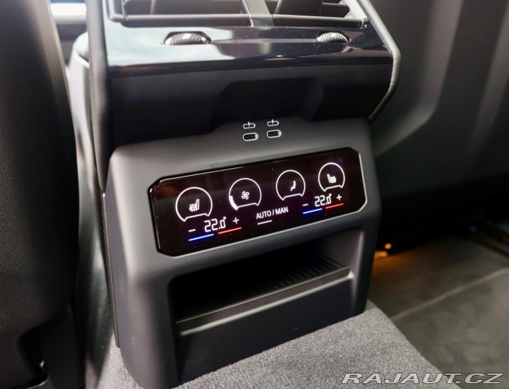 BMW M5 4.4 V8 ehybrid Touring x 2025