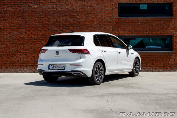 Volkswagen Golf / 2.0 TDI/ DSG/ Style/ L 2024