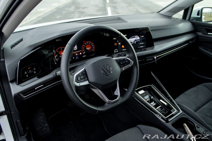Volkswagen Golf / 2.0 TDI/ DSG/ Style/ L 2024