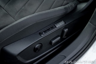 Volkswagen Golf / 2.0 TDI/ DSG/ Style/ L 2024