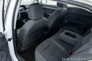 Volkswagen Golf / 2.0 TDI/ DSG/ Style/ L 2024
