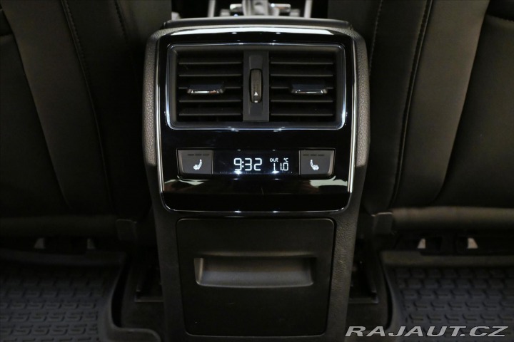 Škoda Superb 2,0 TDI 147 kW DSG L& 2022