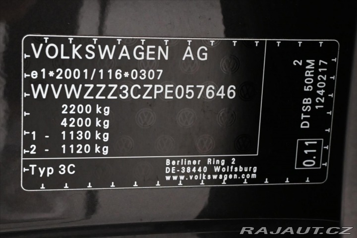 Volkswagen Passat 2,0 TDI 110 kW DSG Busine 2023