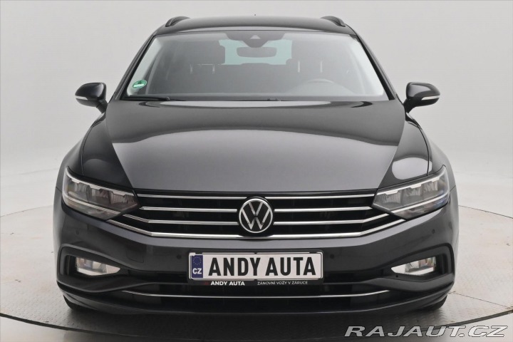 Volkswagen Passat 2,0 TDI 110 kW DSG Busine 2023