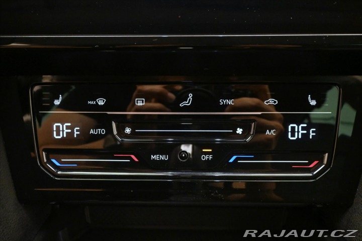 Volkswagen Passat 2,0 TDI 110 kW DSG Busine 2023
