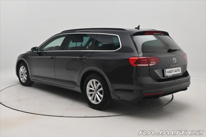 Volkswagen Passat 2,0 TDI 110 kW DSG Busine 2023