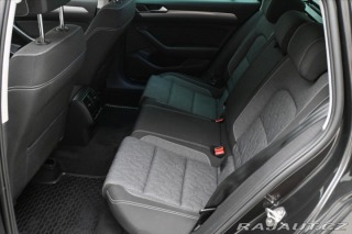 Volkswagen Passat 2,0 TDI 110kW DSG Busines 2023